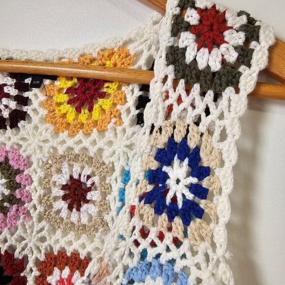 EUC DEBUT MULTICOLOR BOHO CROPPED CROCHET TOP SIZE SMALL / MED - Picture 9 of 14